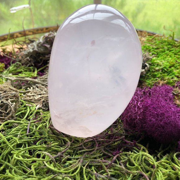 Rose Quartz Freeform Crystal pink gemstone rainbow - Picture 2 of 9